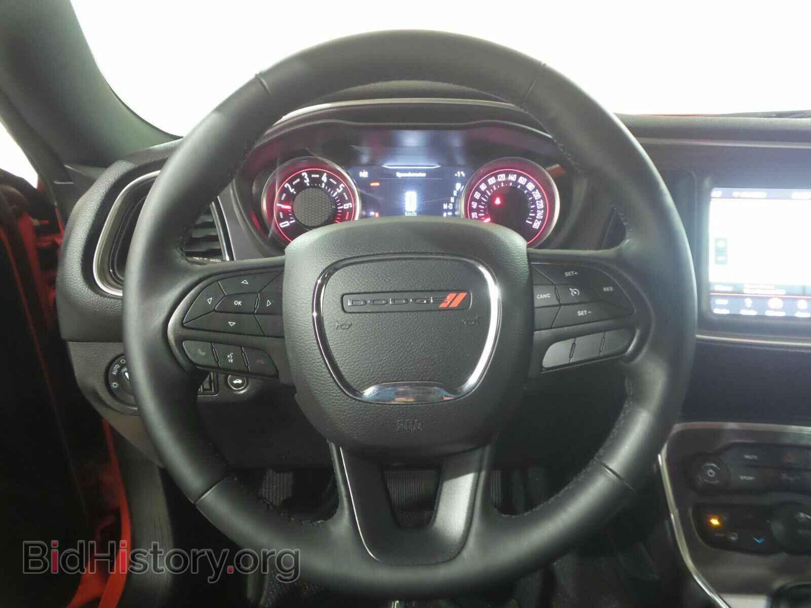 2019 Dodge Challenger - VIN: 2C3CDZGG5KH592071 - Photo 10