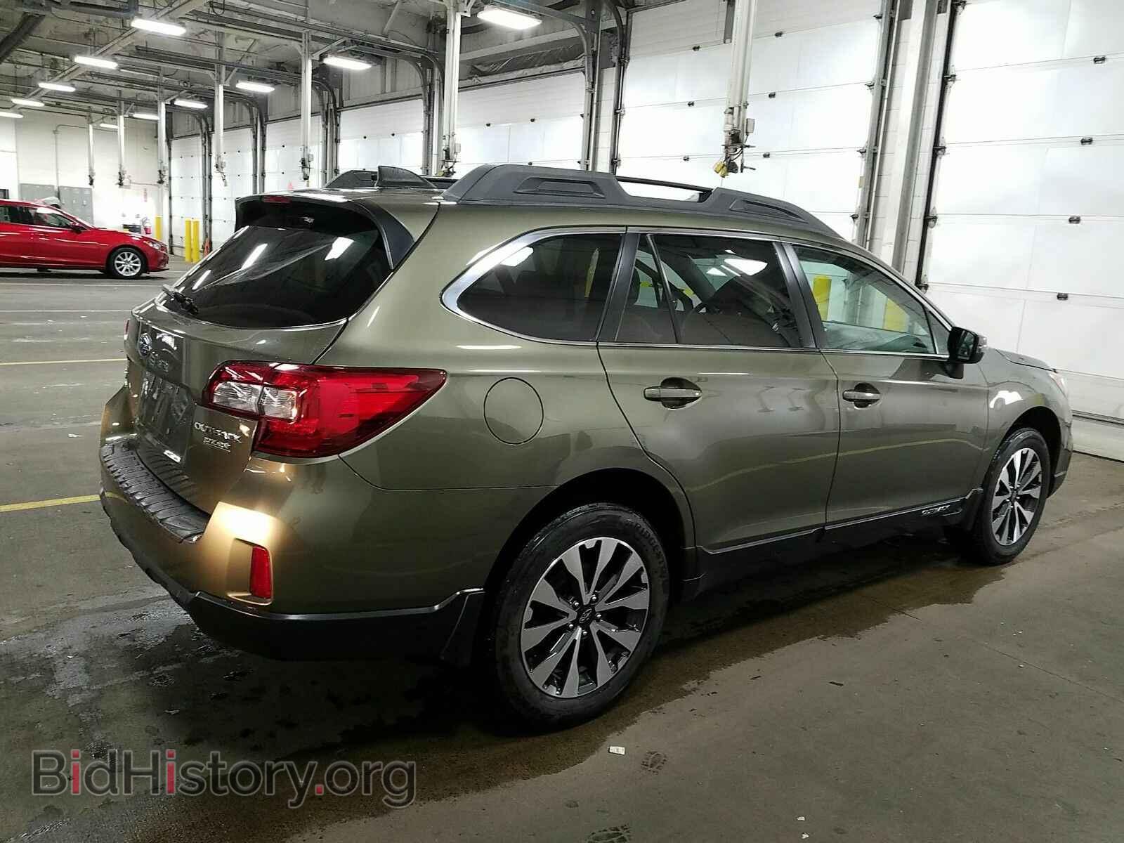 2017 Subaru Outback - VIN: 4S4BSAKC2H3389715 - Фото 2