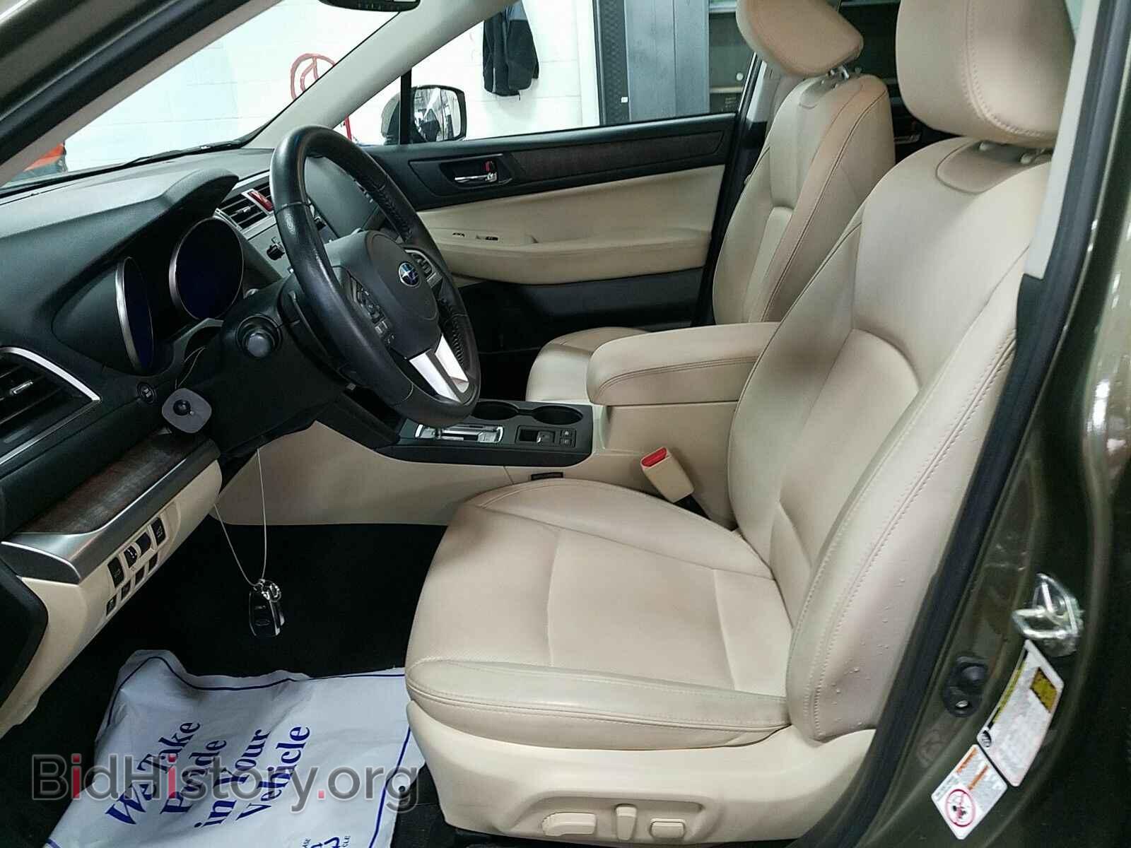 2017 Subaru Outback - VIN: 4S4BSAKC2H3389715 - Фото 3