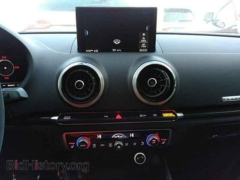 2019 Audi RS 3 - VIN: WUABWGFF5KA906348 - Фото 4