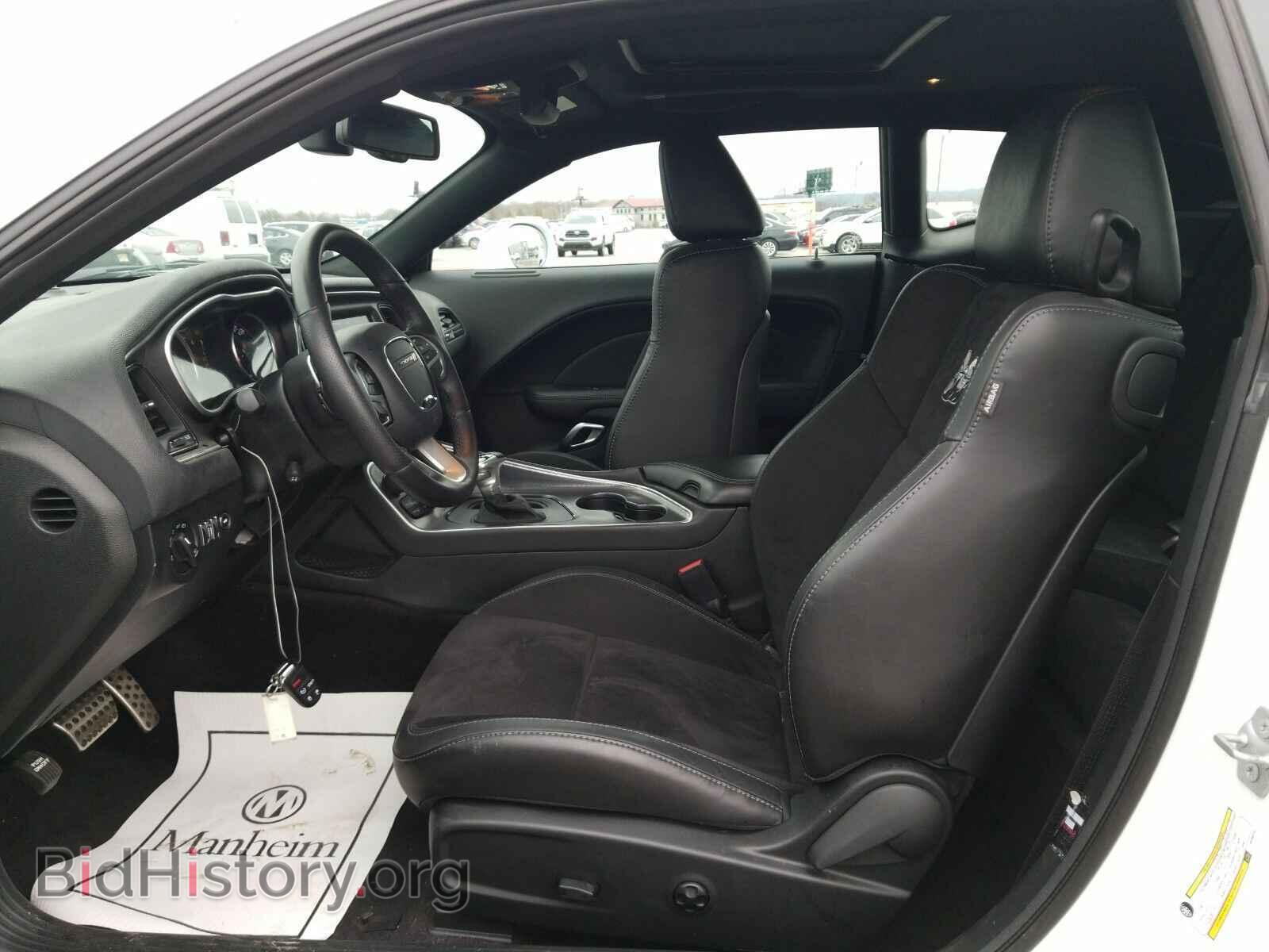 2018 Dodge Challenger - VIN: 2C3CDZFJ2JH298316 - Фото 3