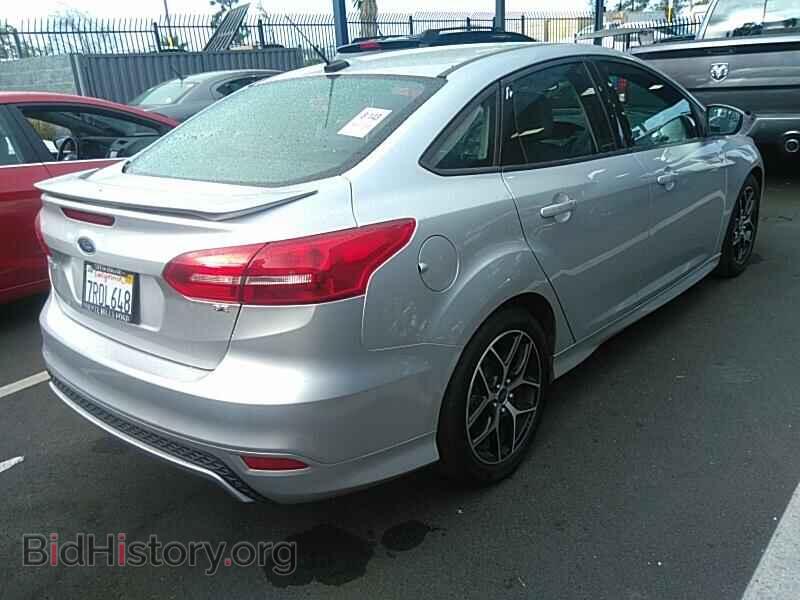 2015 Ford Focus - VIN: 1FADP3F24FL364071 - Фото 2