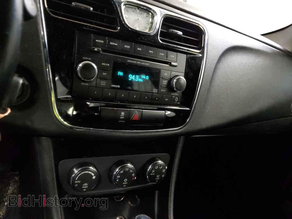 2012 Chrysler 200 - VIN: 1C3CCBBB7CN104446 - Фото 4