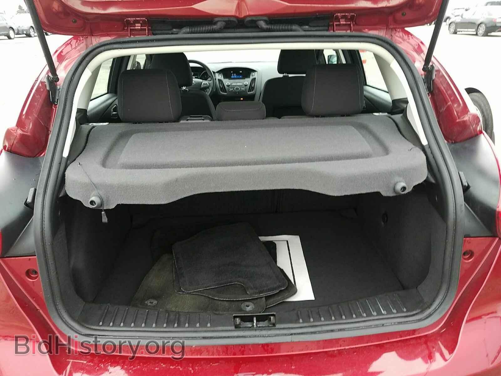 2016 Ford Focus - VIN: 1FADP3K22GL266809 - Photo 7