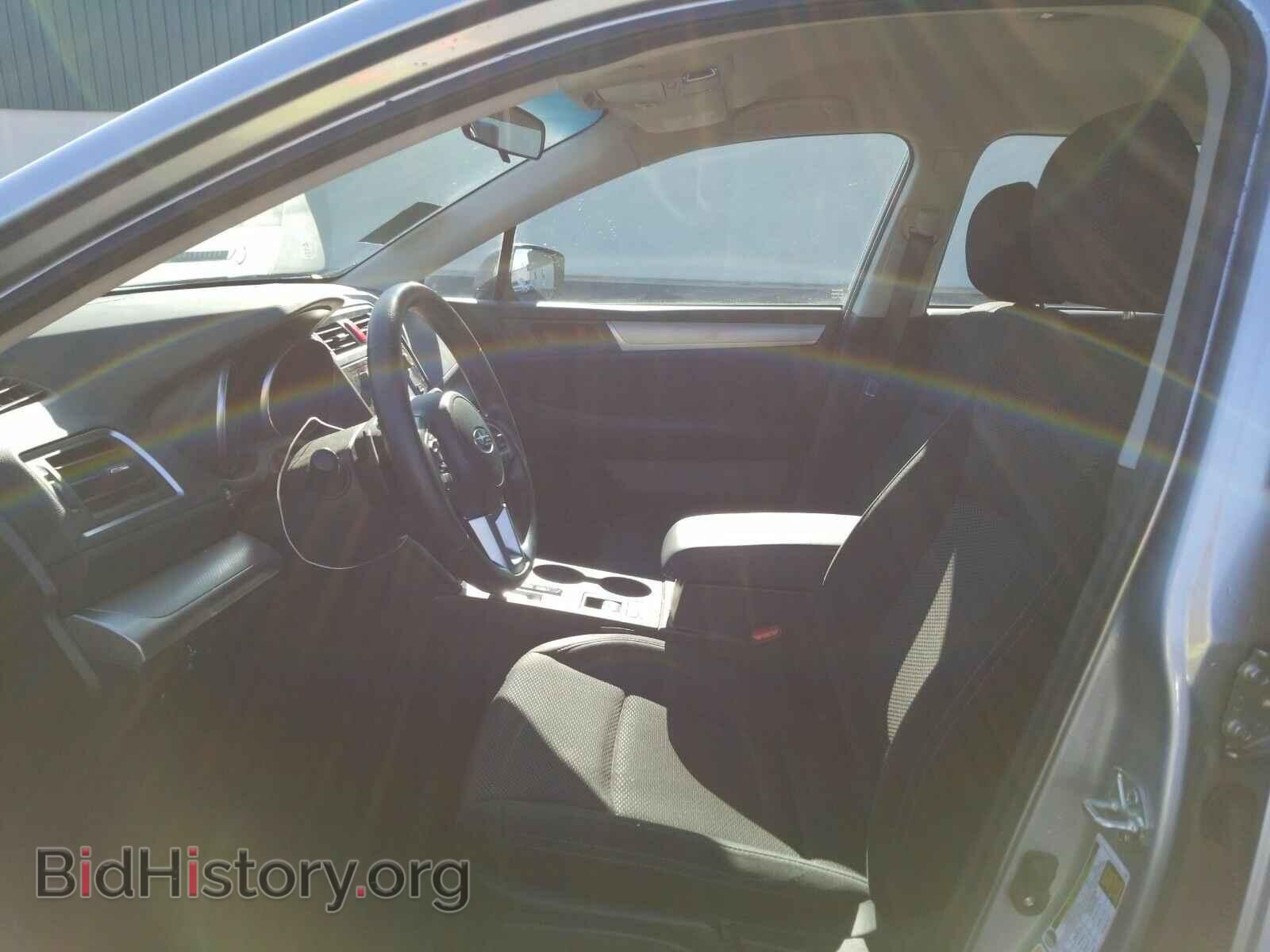 2017 Subaru Outback - VIN: 4S4BSAAC2H3324980 - Фото 3