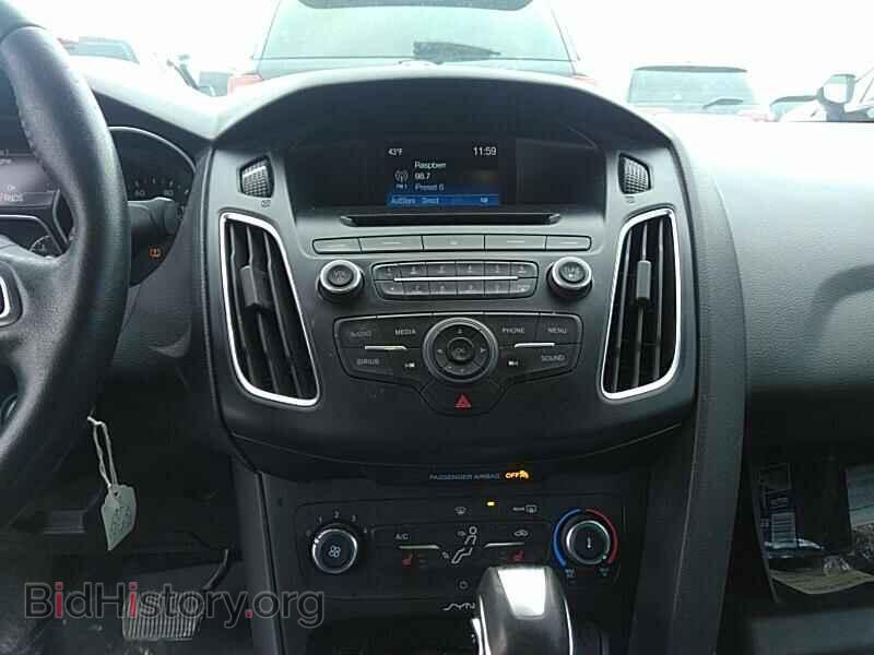 2016 Ford Focus - VIN: 1FADP3F2XGL262355 - Фото 4