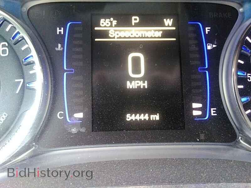 2016 Chrysler 200 - VIN: 1C3CCCAB3GN197592 - Фото 5