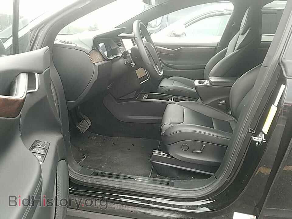 2018 Tesla Model X - VIN: 5YJXCDE29JF109342 - Фото 3