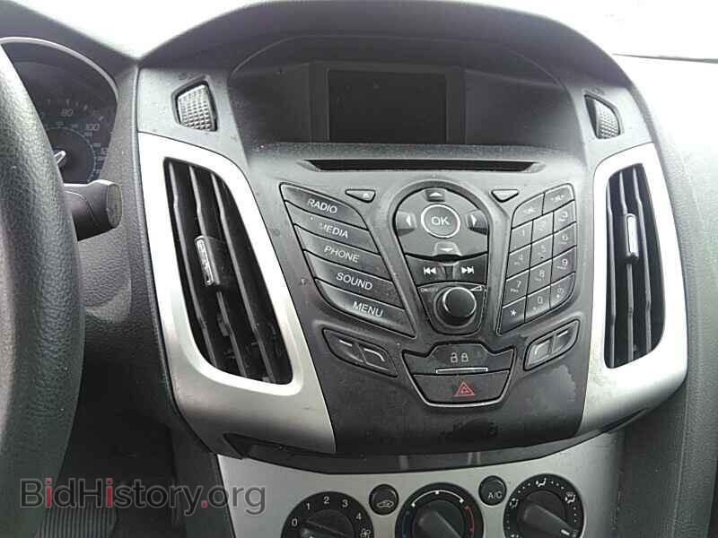 2014 Ford Focus - VIN: 1FADP3F29EL366168 - Photo 4