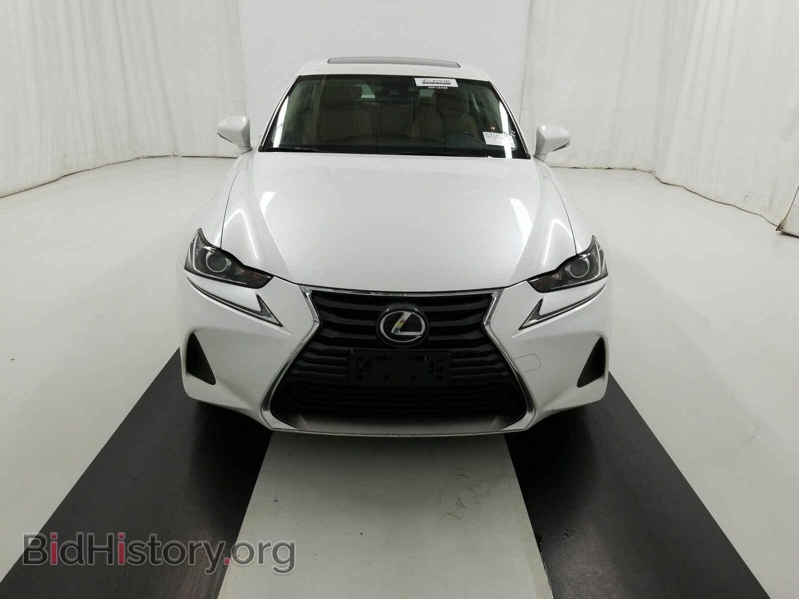 2017 Lexus IS - VIN: JTHCM1D2XH5019915 - Фото 2