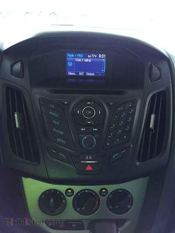 2013 Ford Focus - VIN: 1FADP3F28DL173721 - Photo 4