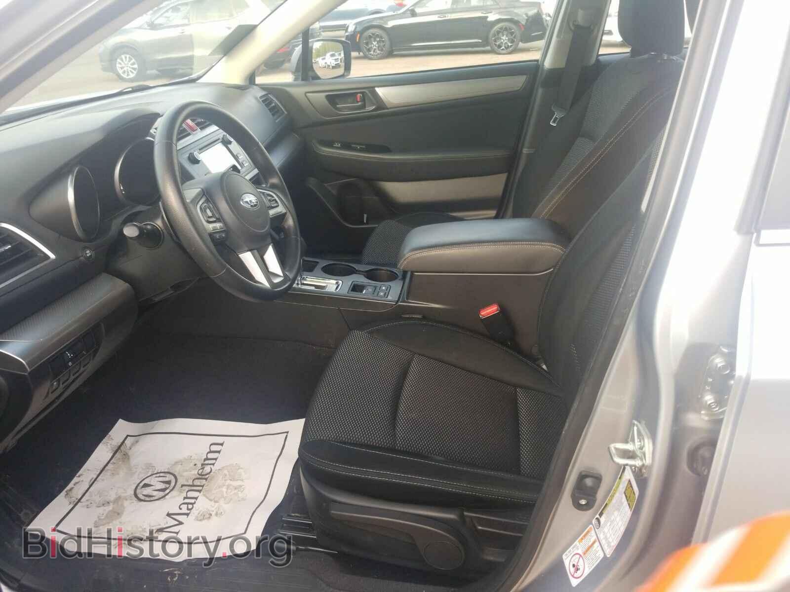 2017 Subaru Outback - VIN: 4S4BSAAC6H3371770 - Фото 3