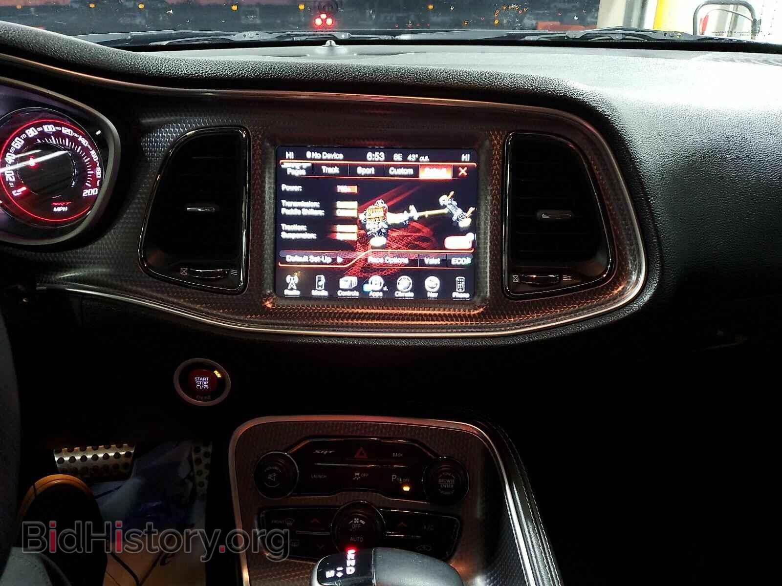 2015 Dodge Challenger - VIN: 2C3CDZC99FH727100 - Фото 4
