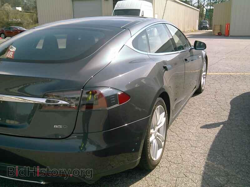 2015 Tesla Model S - VIN: 5YJSA1E20FF113138 - Photo 2