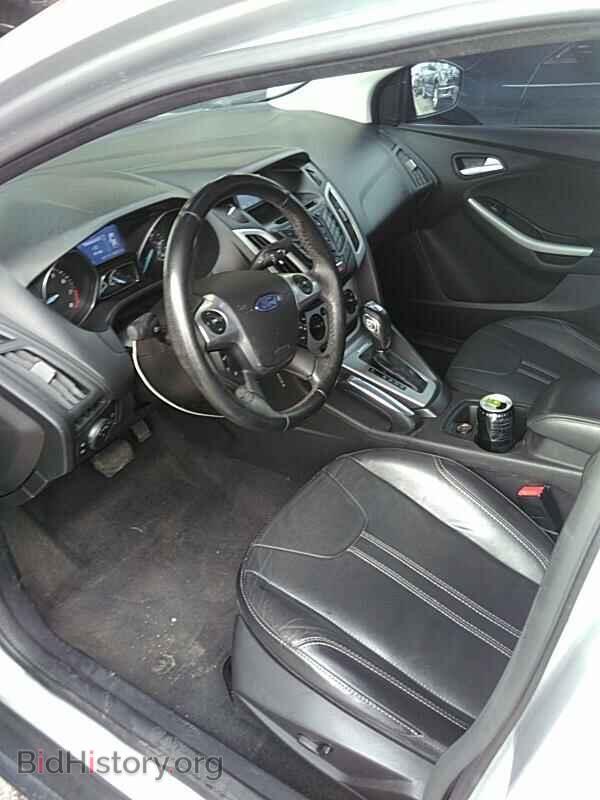 2013 Ford Focus - VIN: 1FADP3F2XDL211661 - Фото 3
