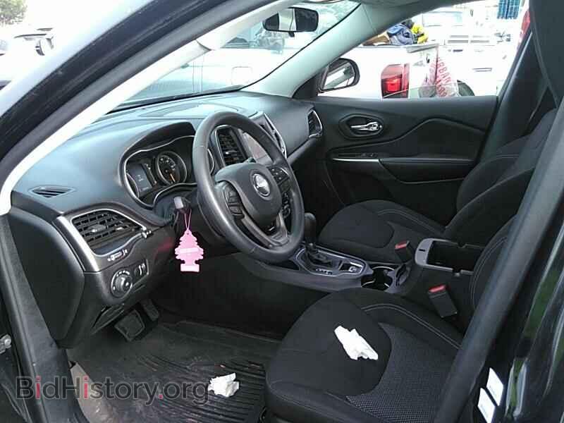 2019 Jeep Cherokee - VIN: 1C4PJLCB2KD171659 - Фото 3