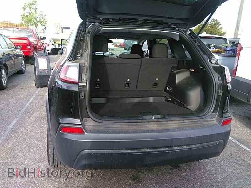 2019 Jeep Cherokee - VIN: 1C4PJLCB2KD171659 - Фото 7