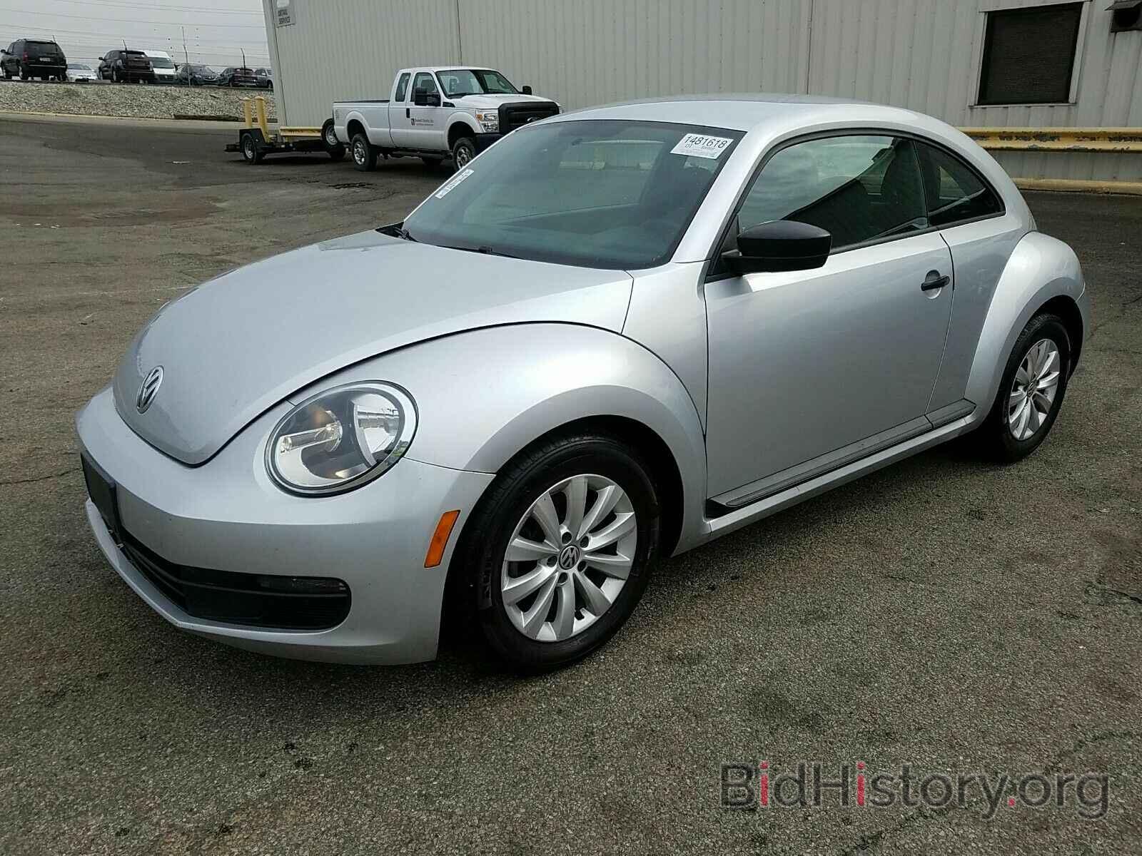 Photo 3VWFP7AT6DM652788 - Volkswagen Beetle Coupe 2013