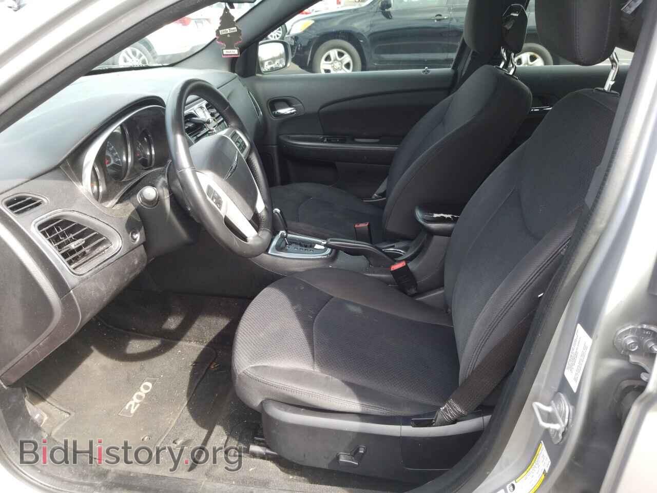 2013 Chrysler 200 - VIN: 1C3CCBBB1DN763799 - Фото 3