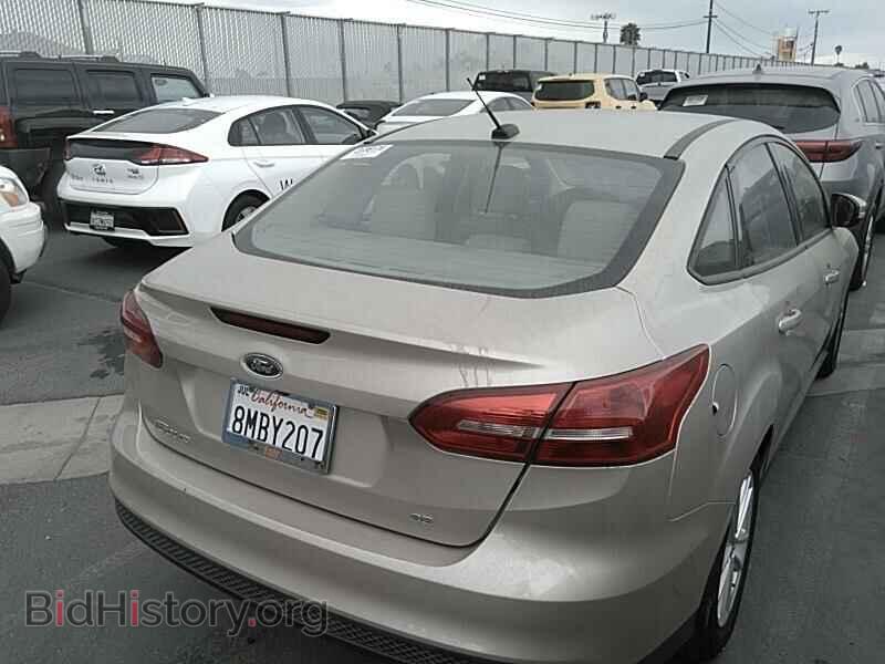 2017 Ford Focus - VIN: 1FADP3F29HL206571 - Фото 2