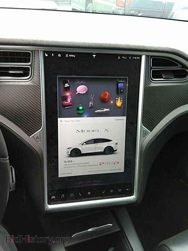 2016 Tesla Model X - VIN: 5YJXCAE45GF006850 - Фото 4