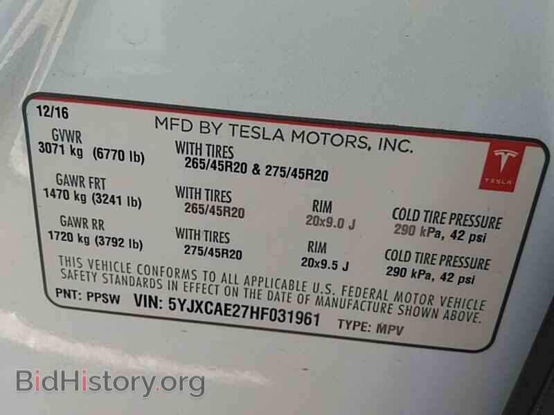 2017 Tesla Model X - VIN: 5YJXCAE27HF031961 - Photo 6
