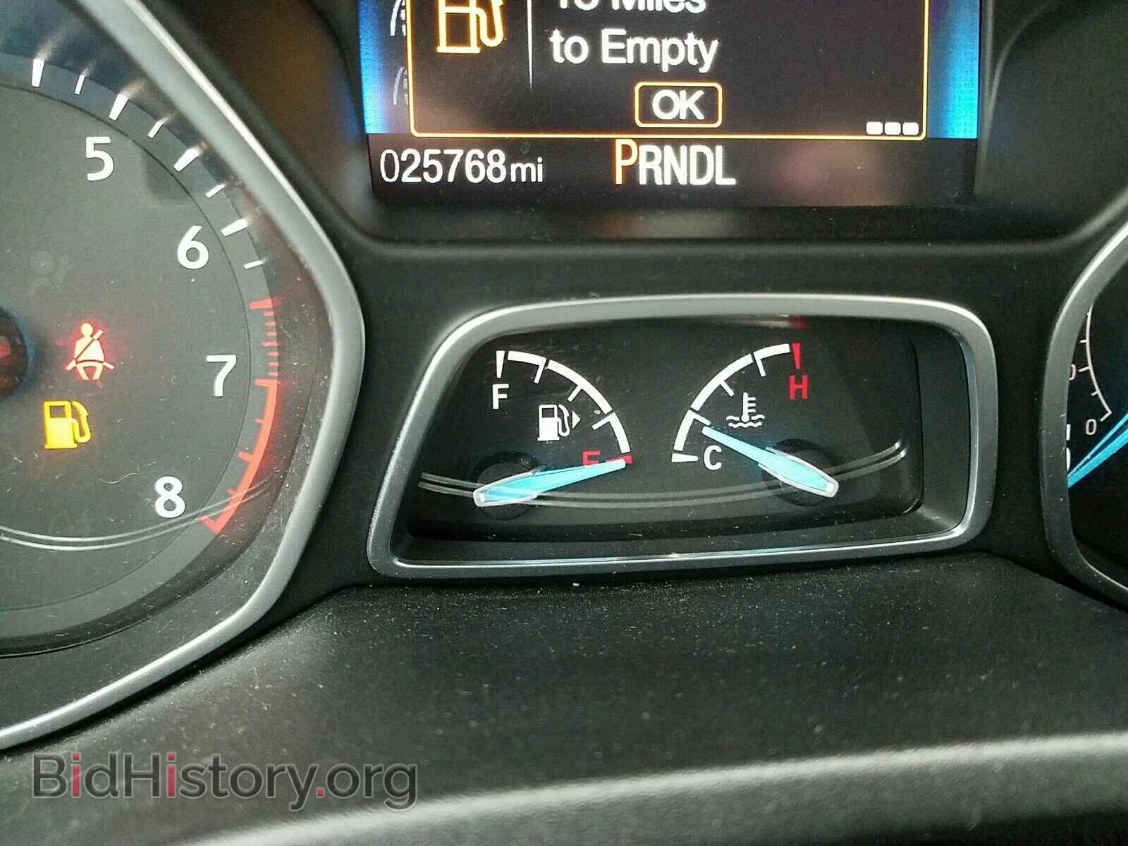2016 Ford Focus - VIN: 1FADP3E29GL405734 - Photo 5
