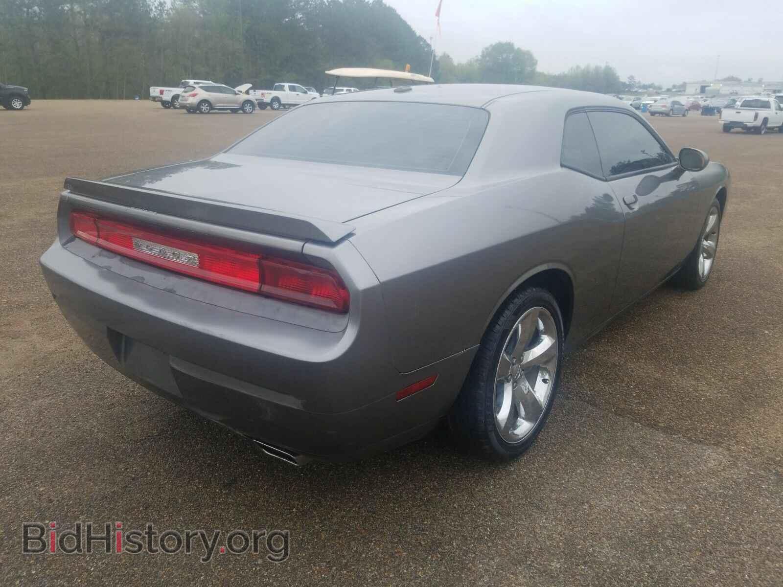 2012 Dodge Challenger - VIN: 2C3CDYAG1CH106201 - Фото 2