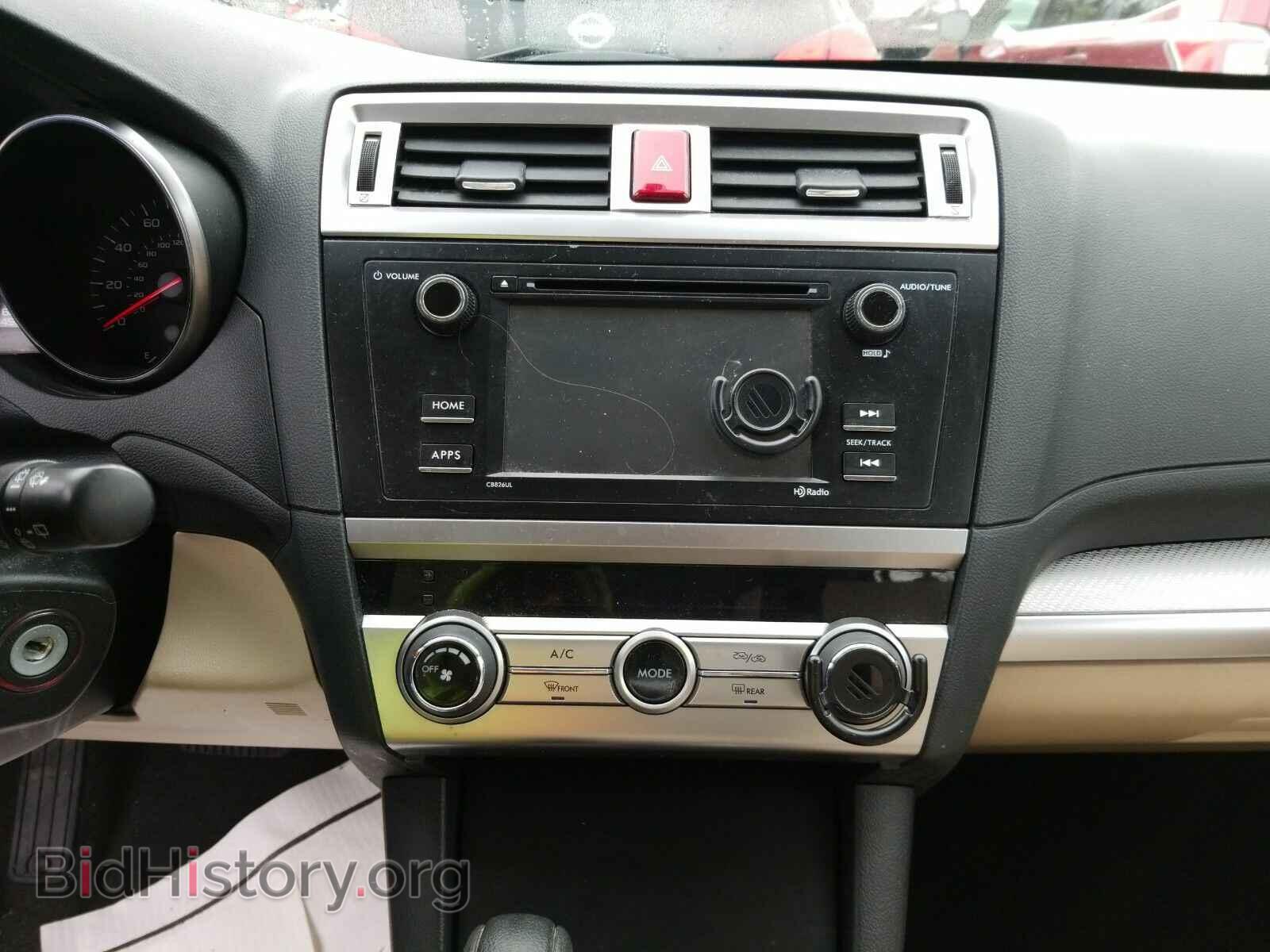 2017 Subaru Outback - VIN: 4S4BSAAC4H3301975 - Фото 4