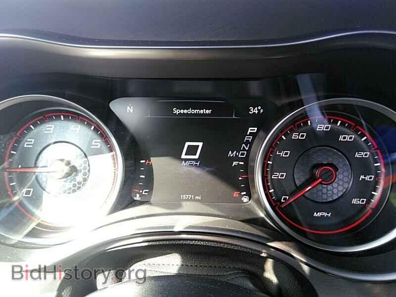 2019 Dodge Charger - VIN: 2C3CDXCT9KH652926 - Photo 5