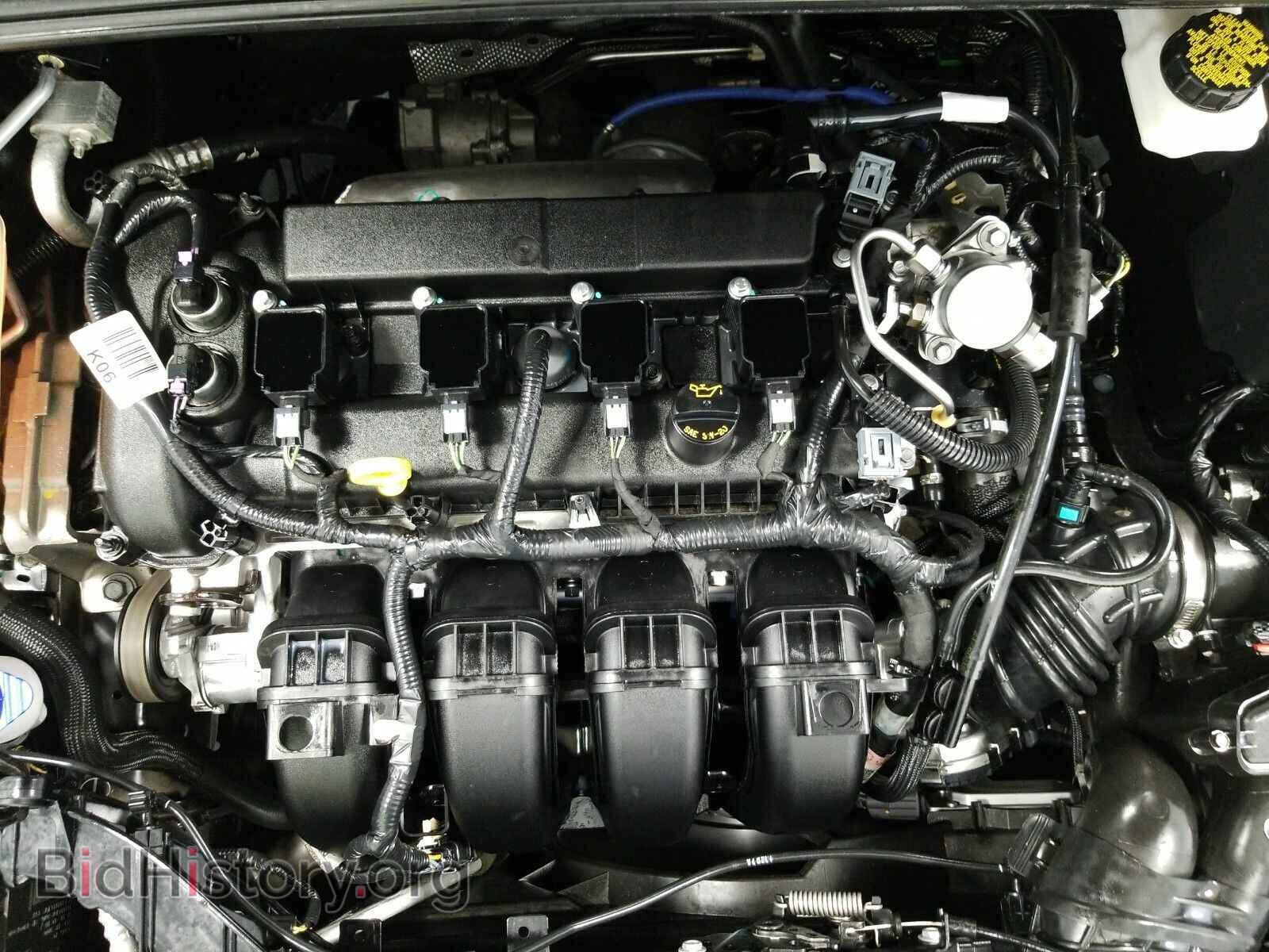 2018 Ford Focus - VIN: 1FADP3F26JL217310 - Photo 15