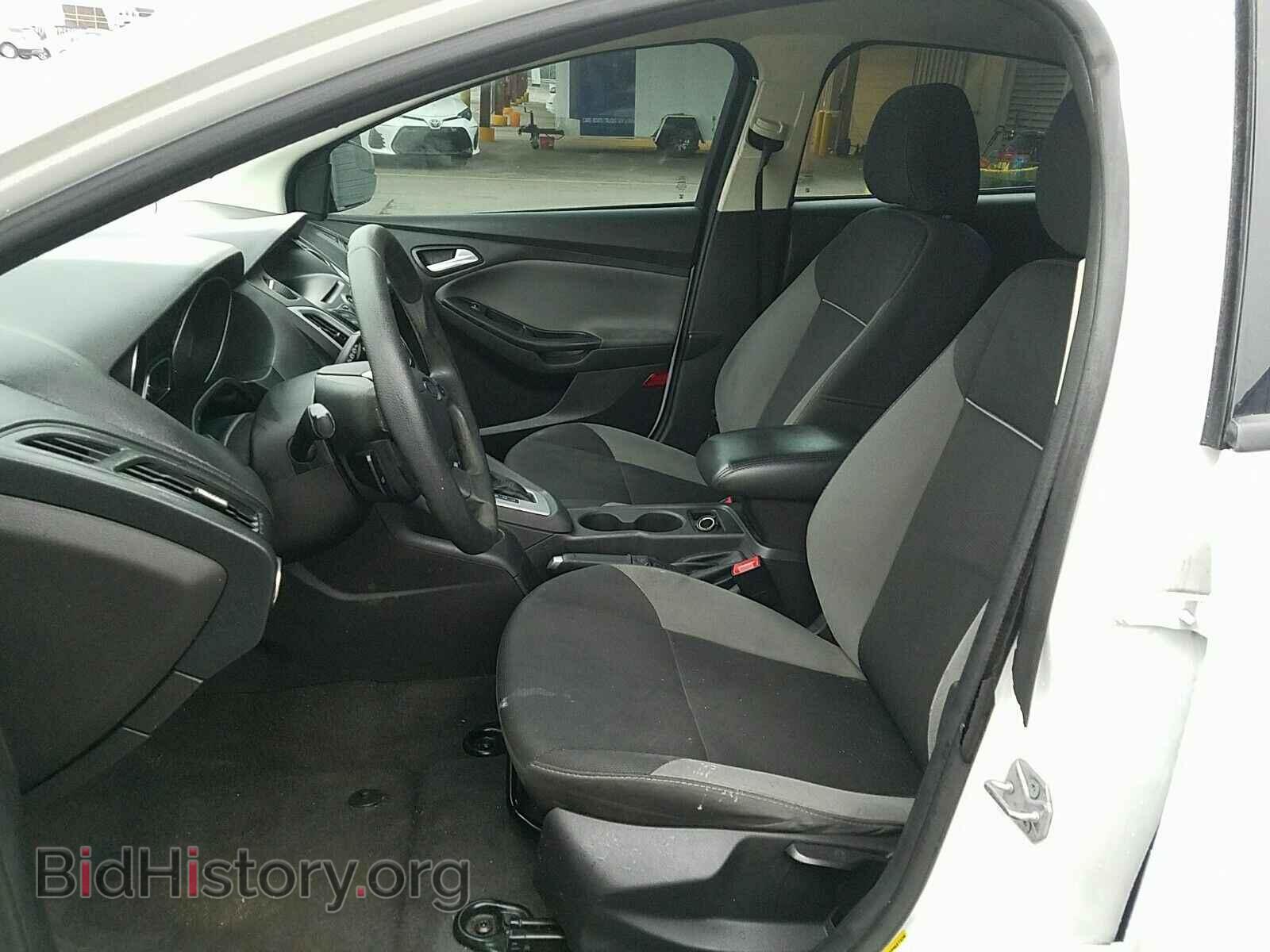 2014 Ford Focus - VIN: 1FADP3K22EL307291 - Фото 3