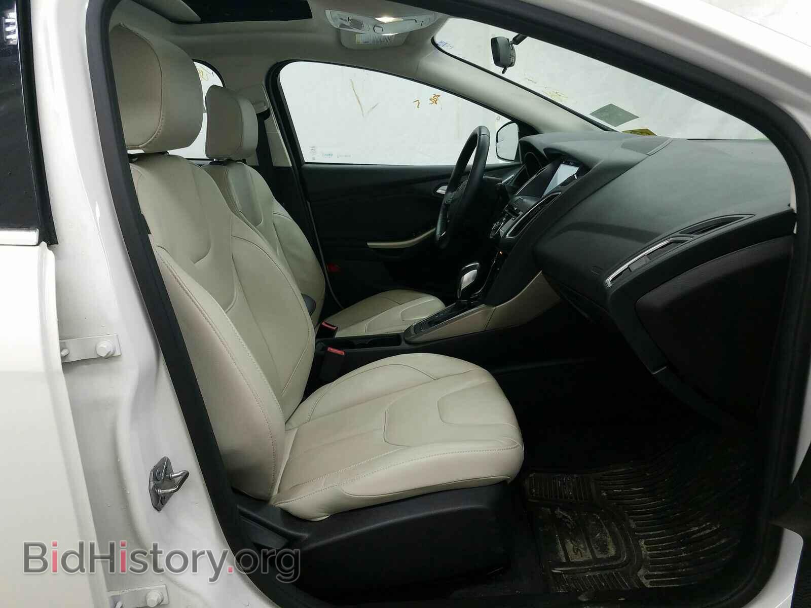 2016 Ford Focus - VIN: 1FADP3N25GL327548 - Фото 8