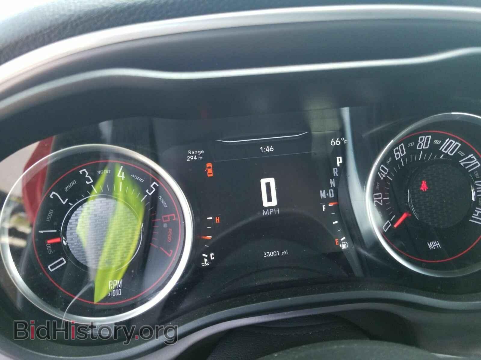 2019 Dodge Challenger - VIN: 2C3CDZBTXKH578445 - Фото 5