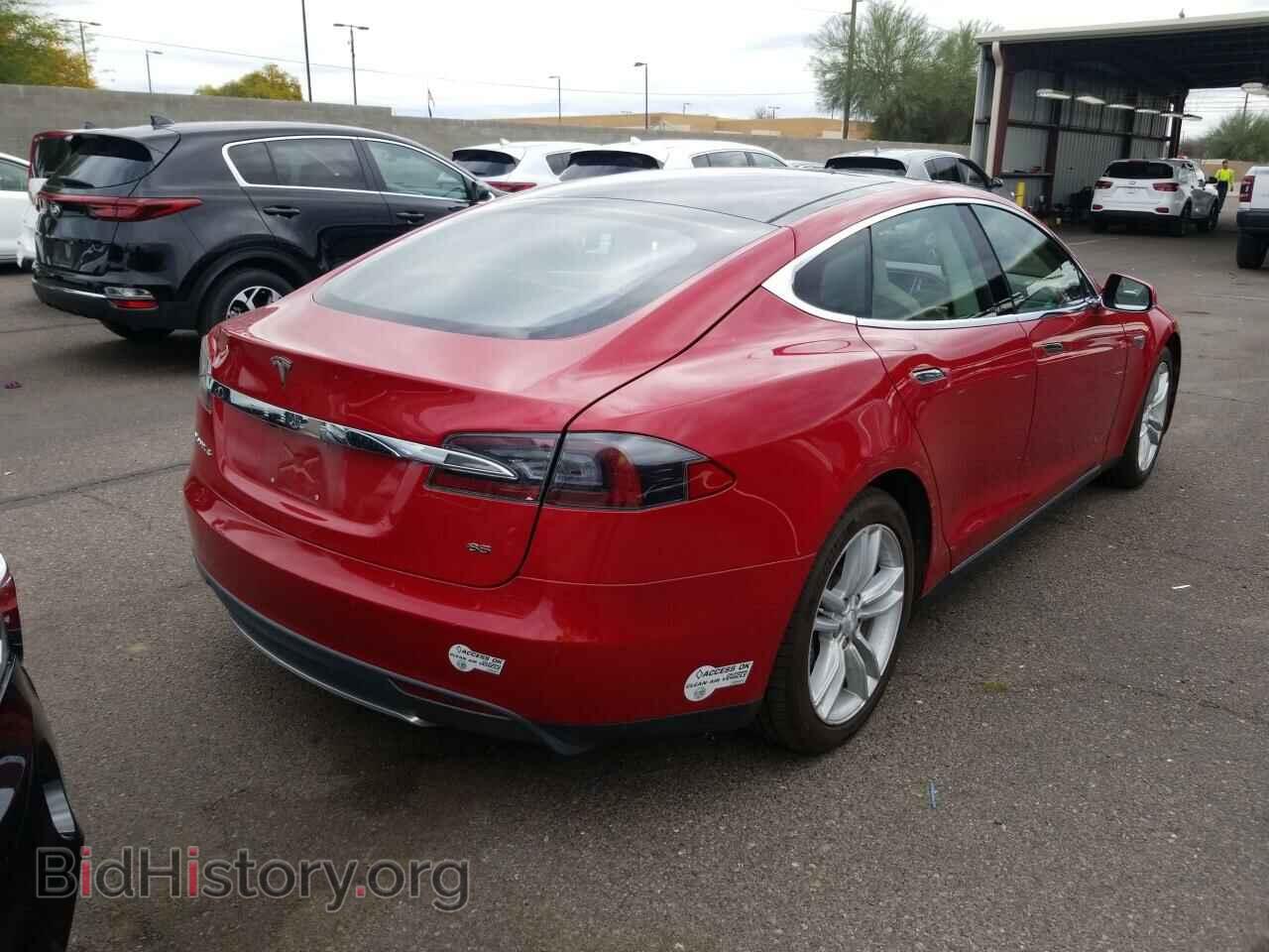 2014 Tesla Model S - VIN: 5YJSA1H13EFP53040 - Фото 2