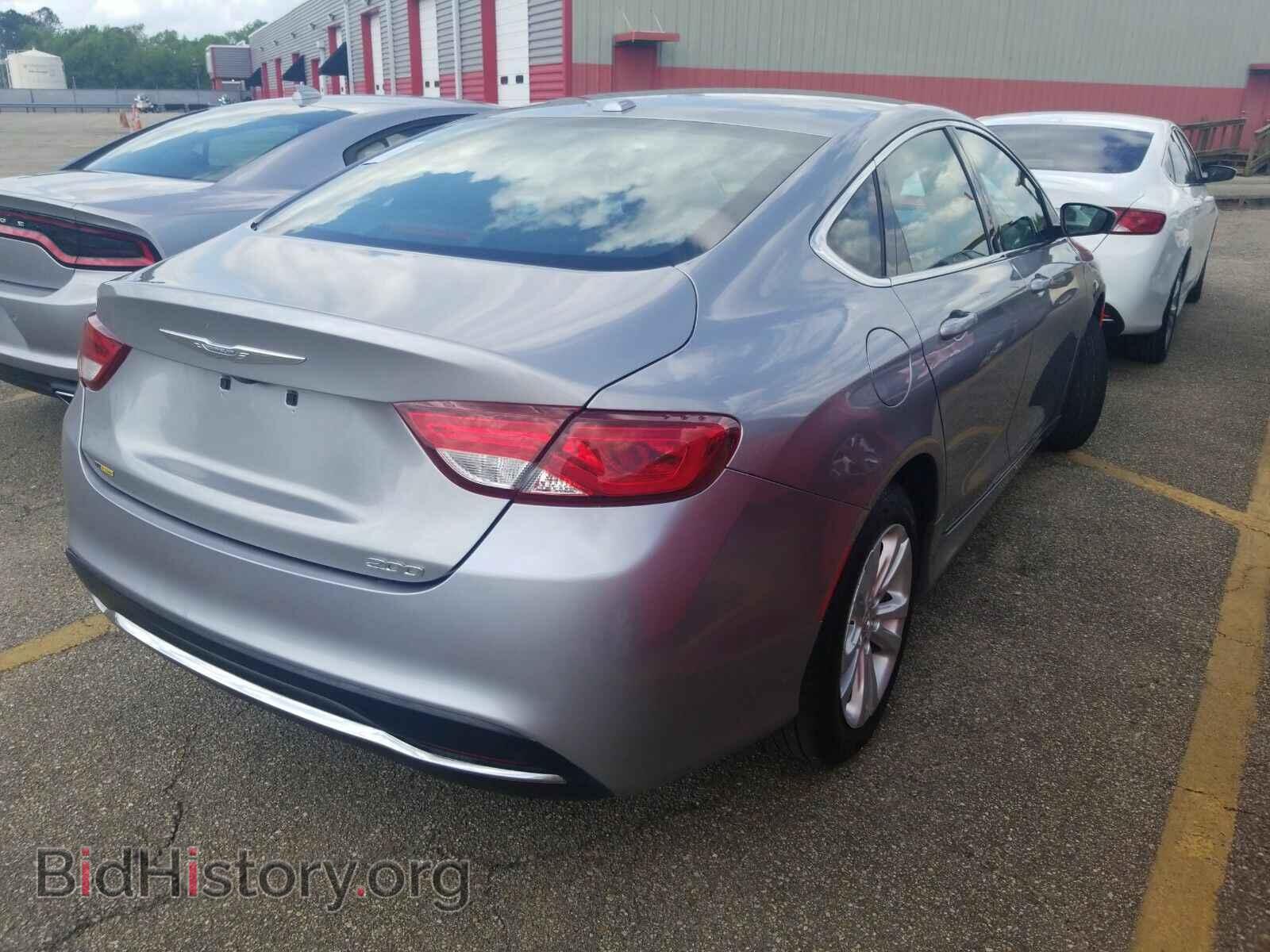 2016 Chrysler 200 - VIN: 1C3CCCAB6GN132123 - Photo 2