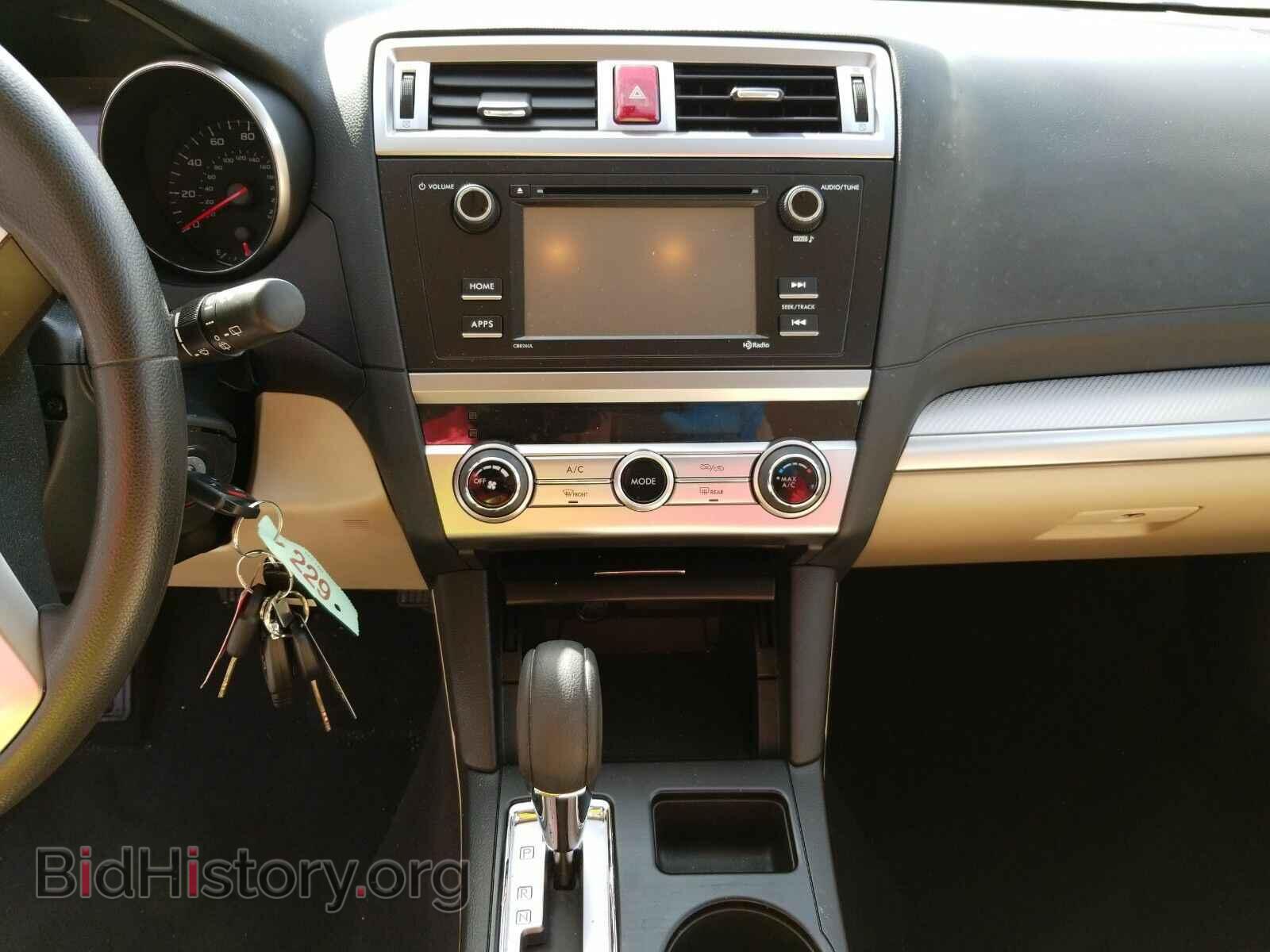 2017 Subaru Outback - VIN: 4S4BSAAC7H3332850 - Фото 4