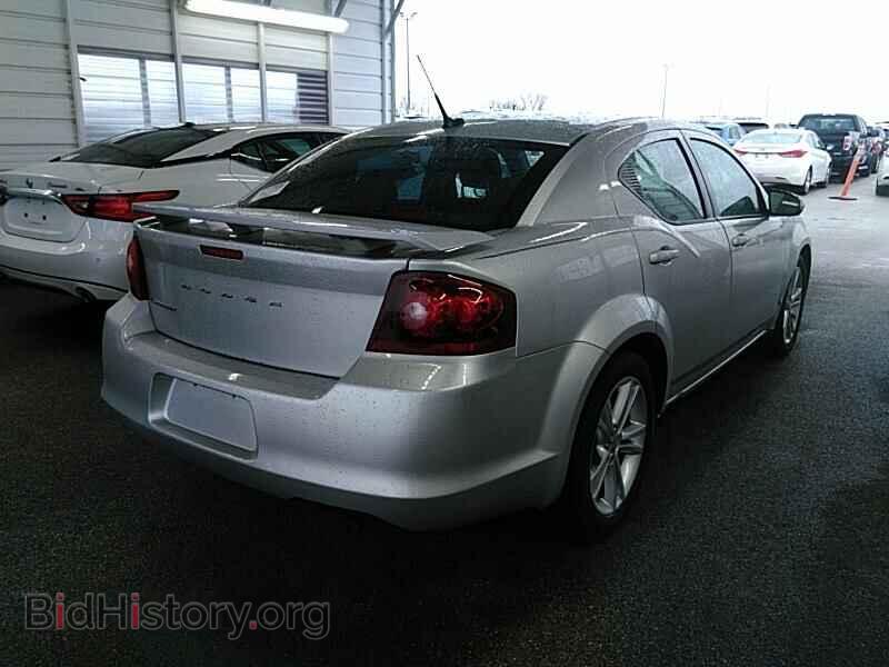 2011 Dodge Avenger - VIN: 1B3BD1FG1BN524000 - Фото 2