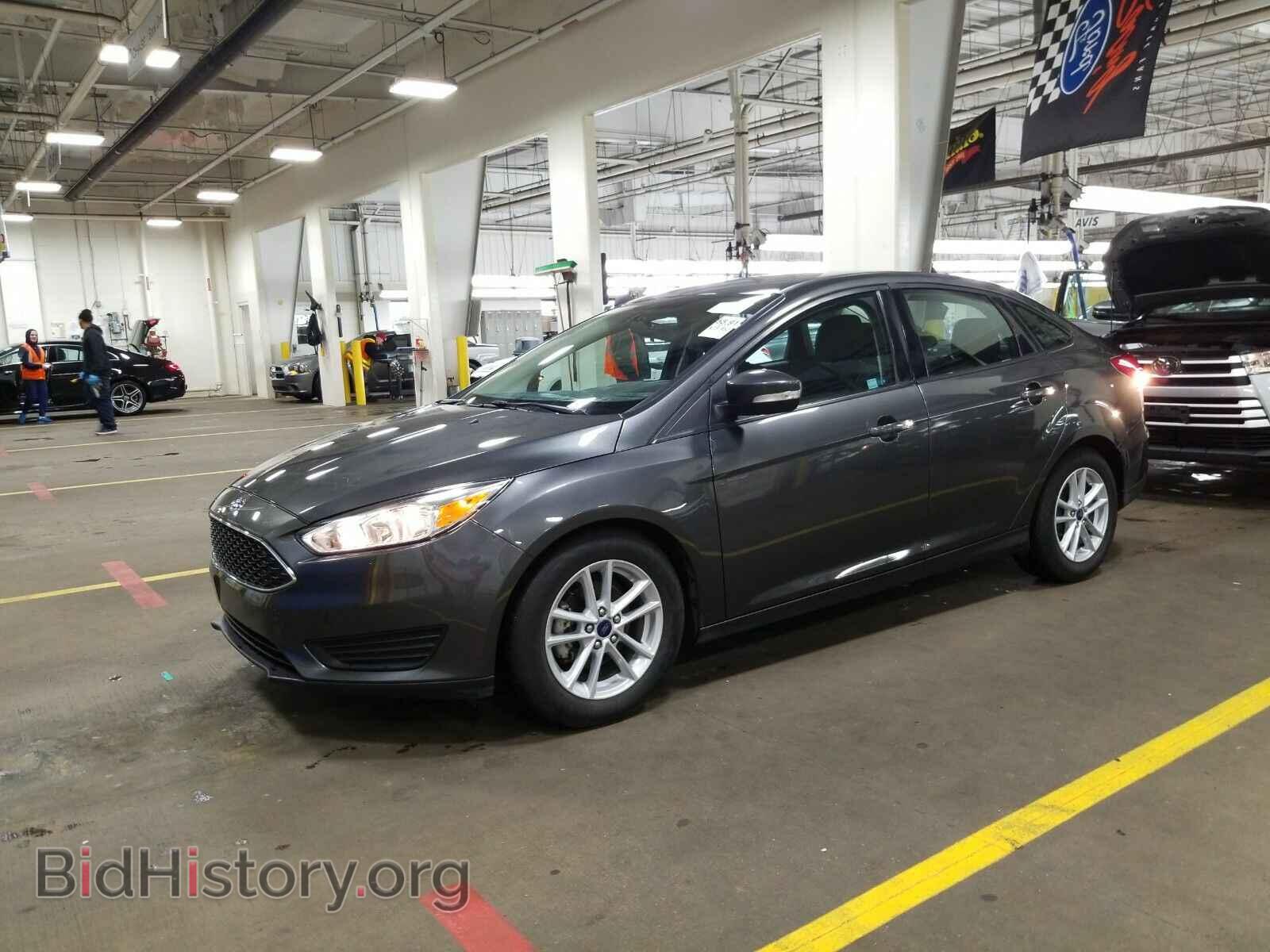 Photo 1FADP3F22HL256079 - Ford Focus 2017
