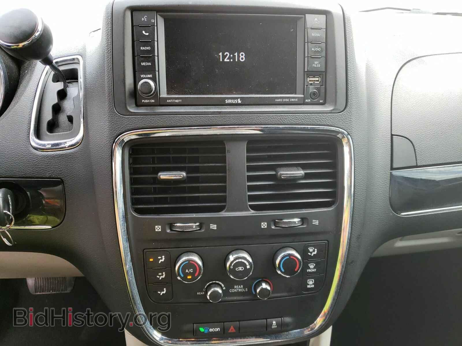 2017 Dodge Grand Caravan - VIN: 2C4RDGCG8HR824911 - Фото 4