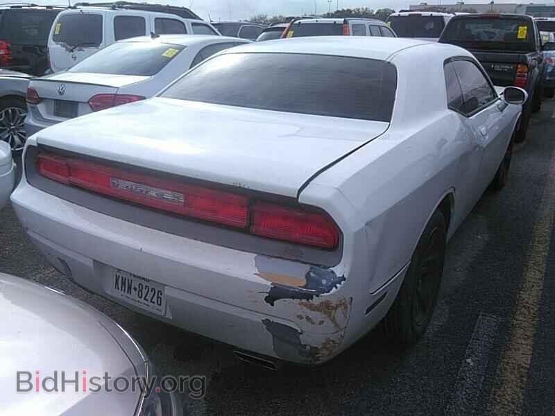 2013 Dodge Challenger - VIN: 2C3CDYAG3DH645792 - Photo 2
