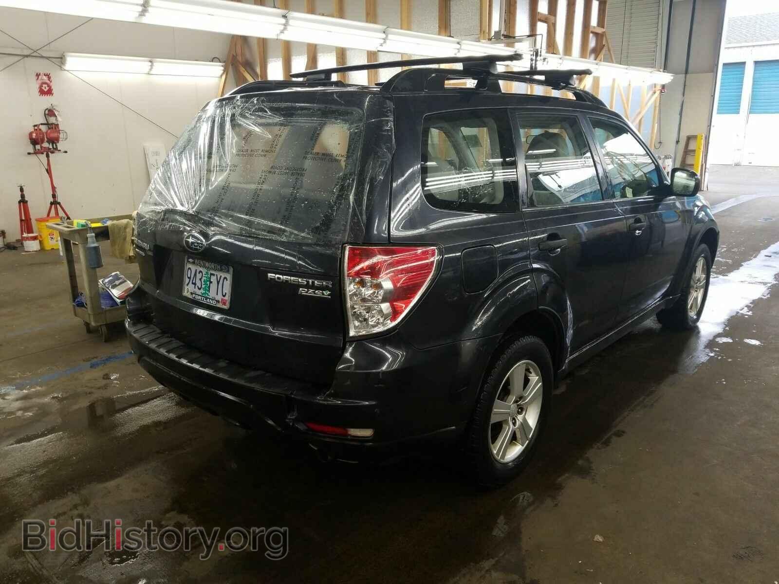 2012 Subaru Forester - VIN: JF2SHABC2CH452425 - Photo 2