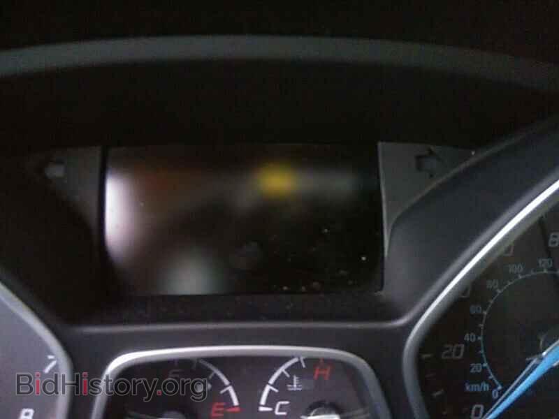 2014 Ford Focus - VIN: 1FADP3F24EL323227 - Фото 5
