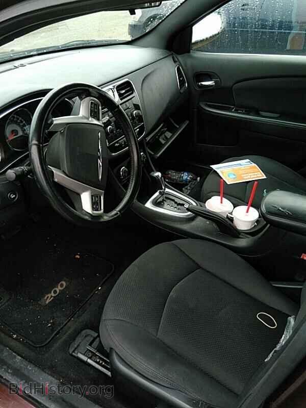 2013 Chrysler 200 - VIN: 1C3CCBBB4DN575259 - Фото 3