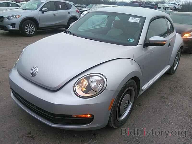 Photo 3VWF17AT8FM602981 - Volkswagen Beetle Coupe 2015
