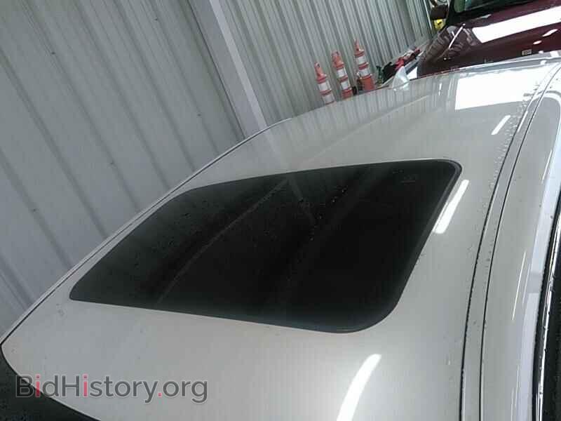2017 Lexus LS - VIN: JTHBL5EFXH5145411 - Photo 21