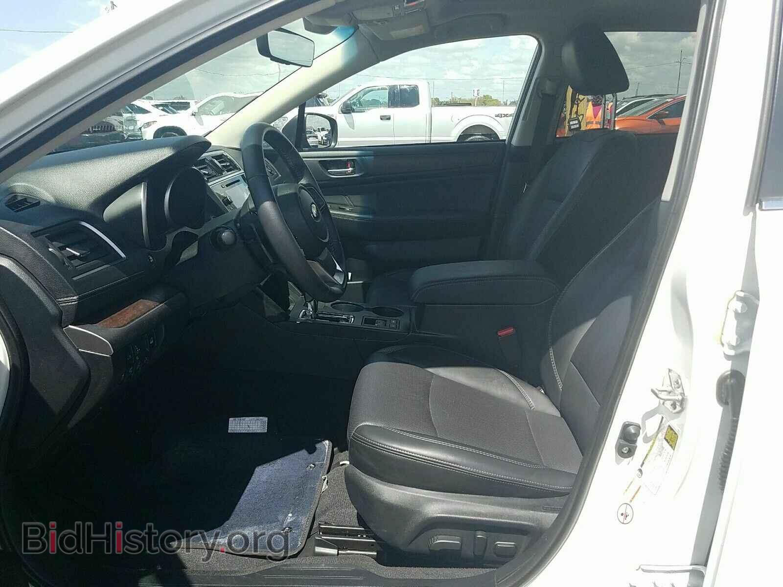 2019 Subaru Outback - VIN: 4S4BSANC2K3377132 - Фото 3