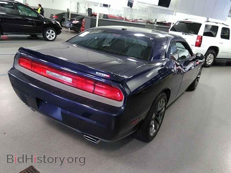 2013 Dodge Challenger - VIN: 2C3CDYCJ8DH588059 - Фото 2