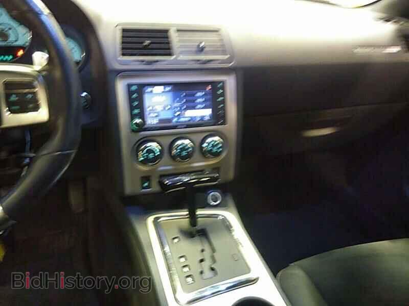 2013 Dodge Challenger - VIN: 2C3CDYCJ8DH588059 - Фото 4