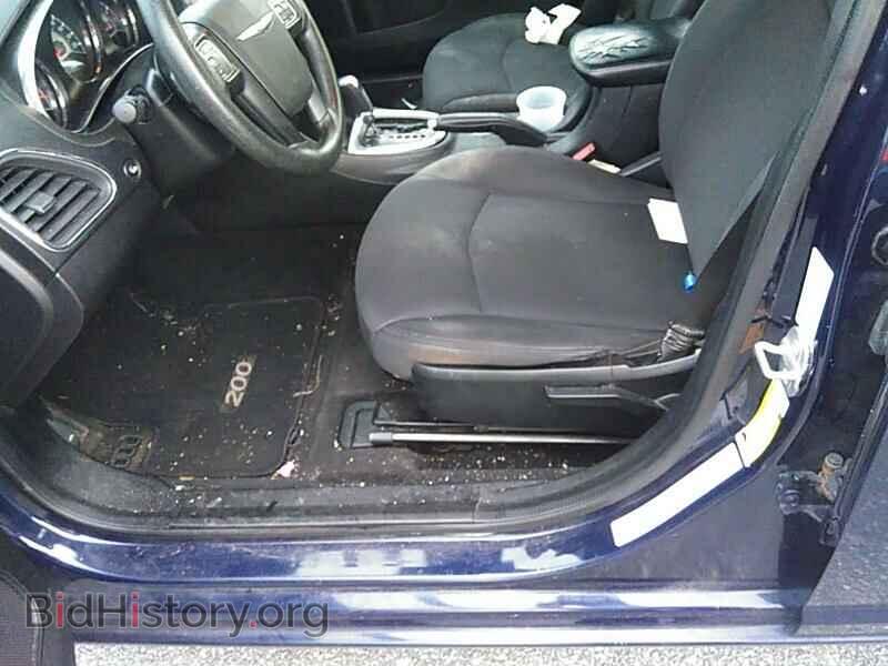 2014 Chrysler 200 - VIN: 1C3CCBAB1EN141352 - Фото 3